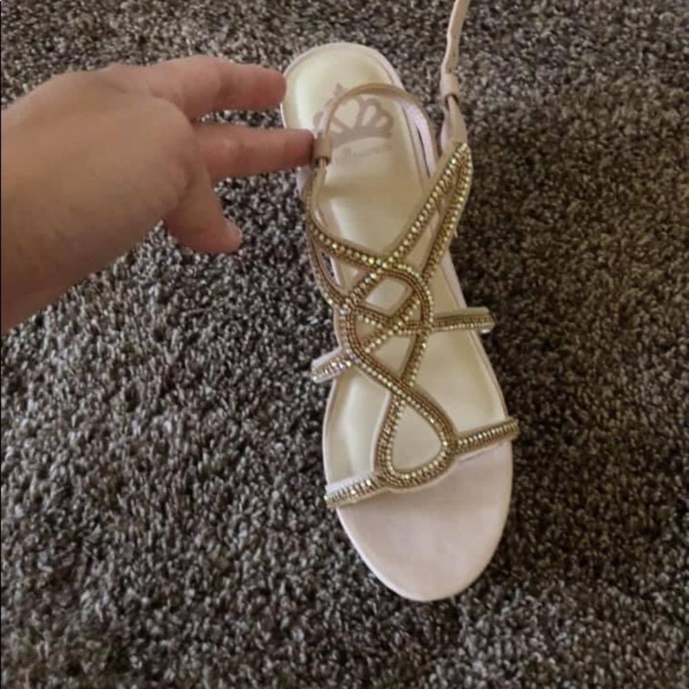 Wedge sandals